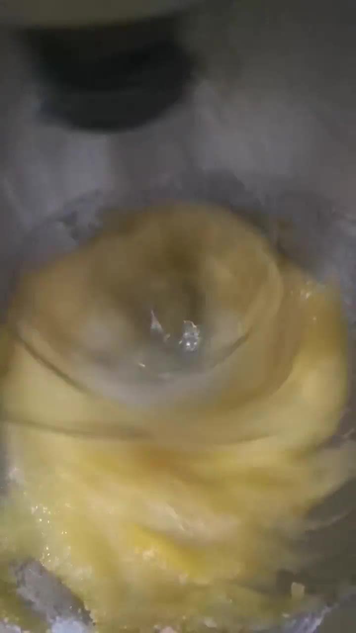 صورة لخطوة 1 من وصفة كيكة الزعفران