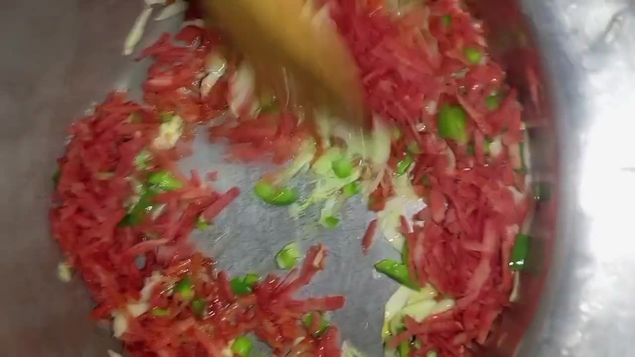 A picture of step 3 of Chicken Spring roll.