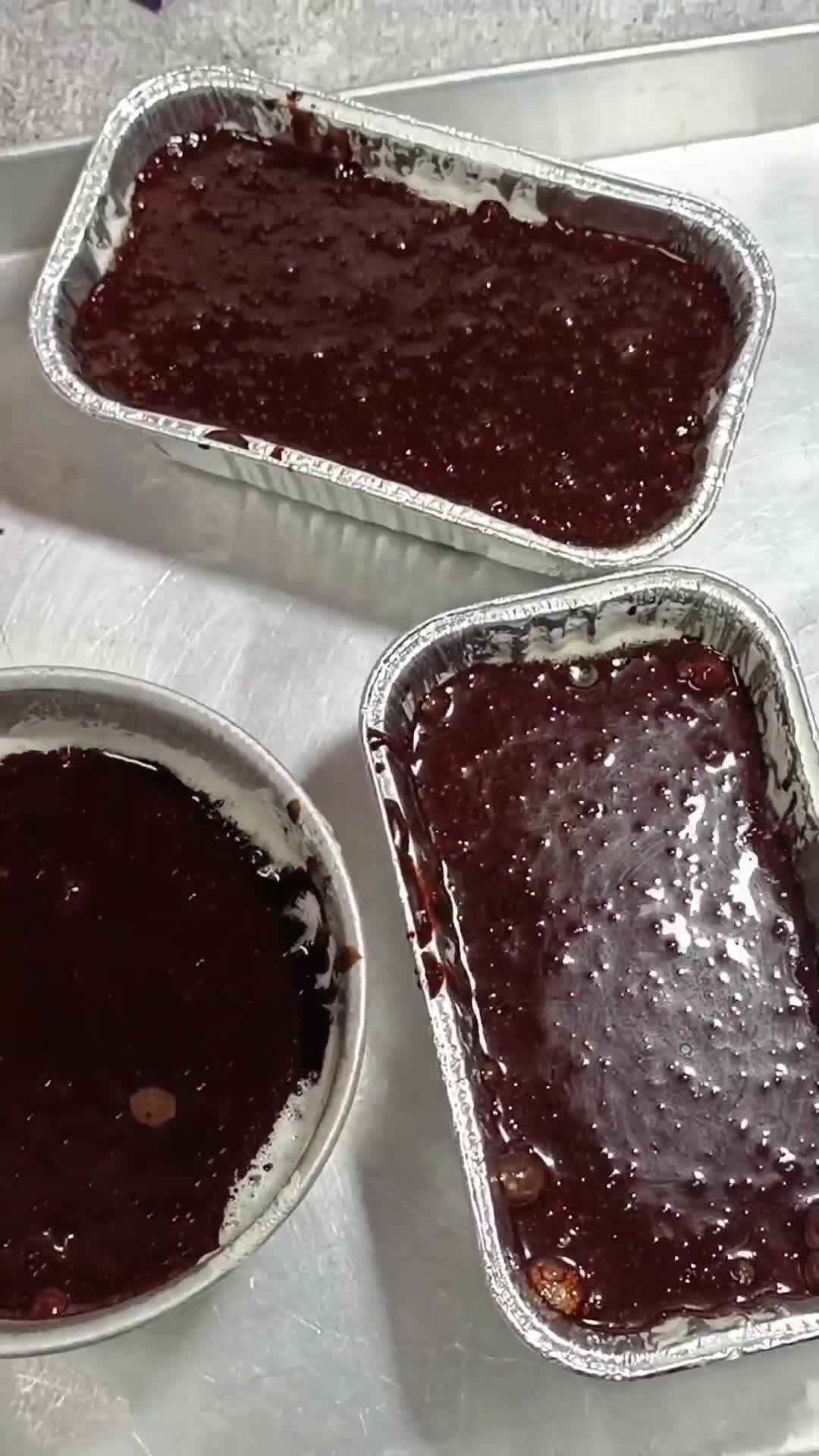 Gambar langkah 4 resipi Kek Coklat Moist.