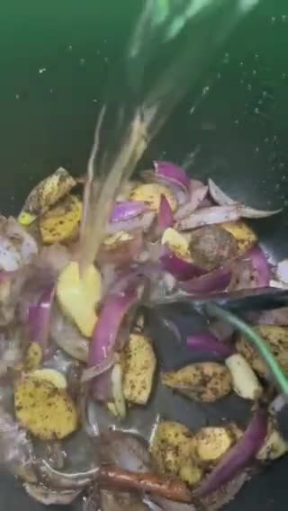 Gambar langkah 2 resipi Sup Ekor Lembu.