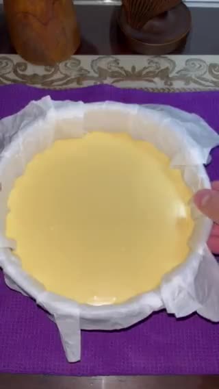 Foto langkah ke 5 dari resep Basque burnt cheesecake.