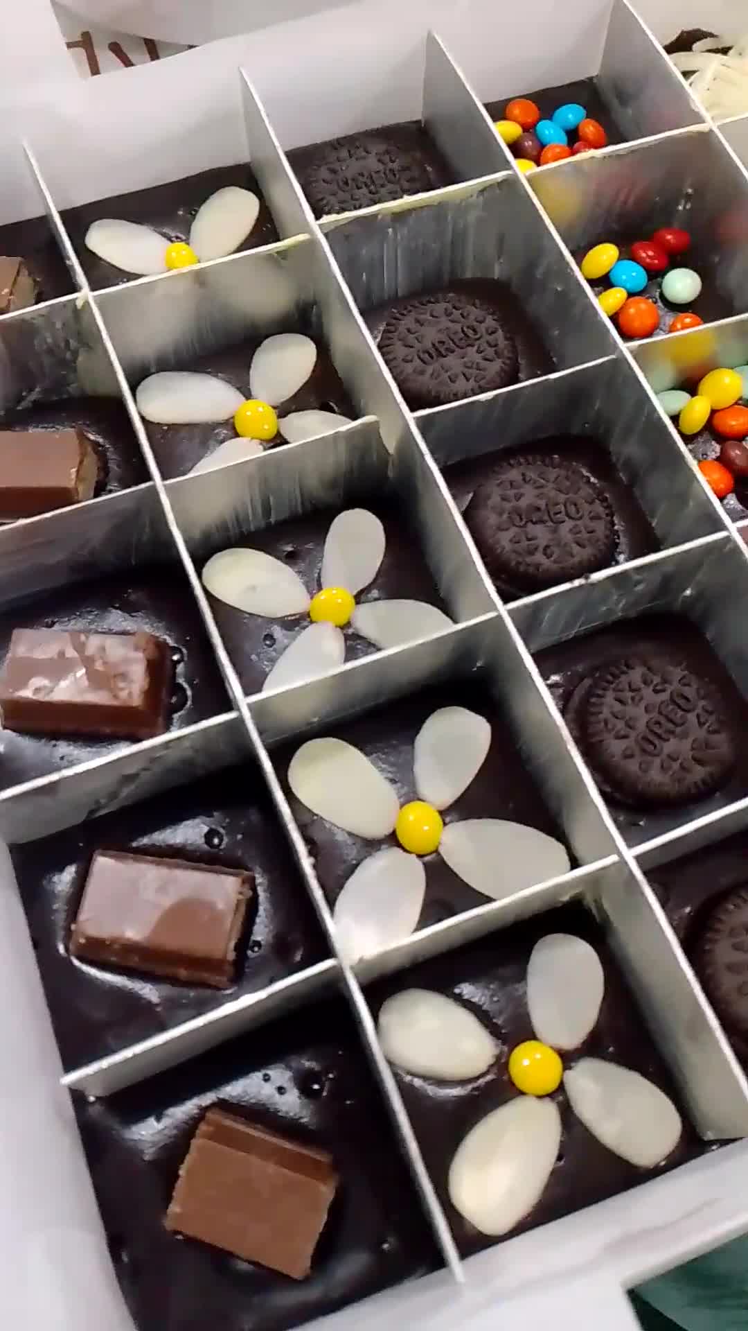 Foto langkah ke 4 dari resep Fudgy brownies.