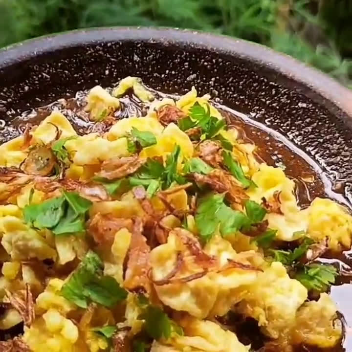Foto langkah ke 7 dari resep Tahu Telor bumbu petis.