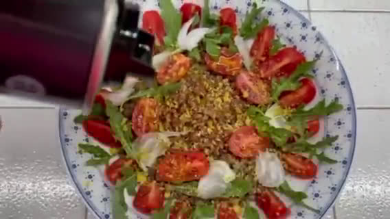 Foto del passaggio 3 della ricetta Insalata di farro e lenticchie