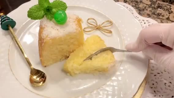 Foto del paso 11 de la receta: Pastel de coco “ sin harina, sin aceite”. (Coconut cake “ without flour, without oil”)
