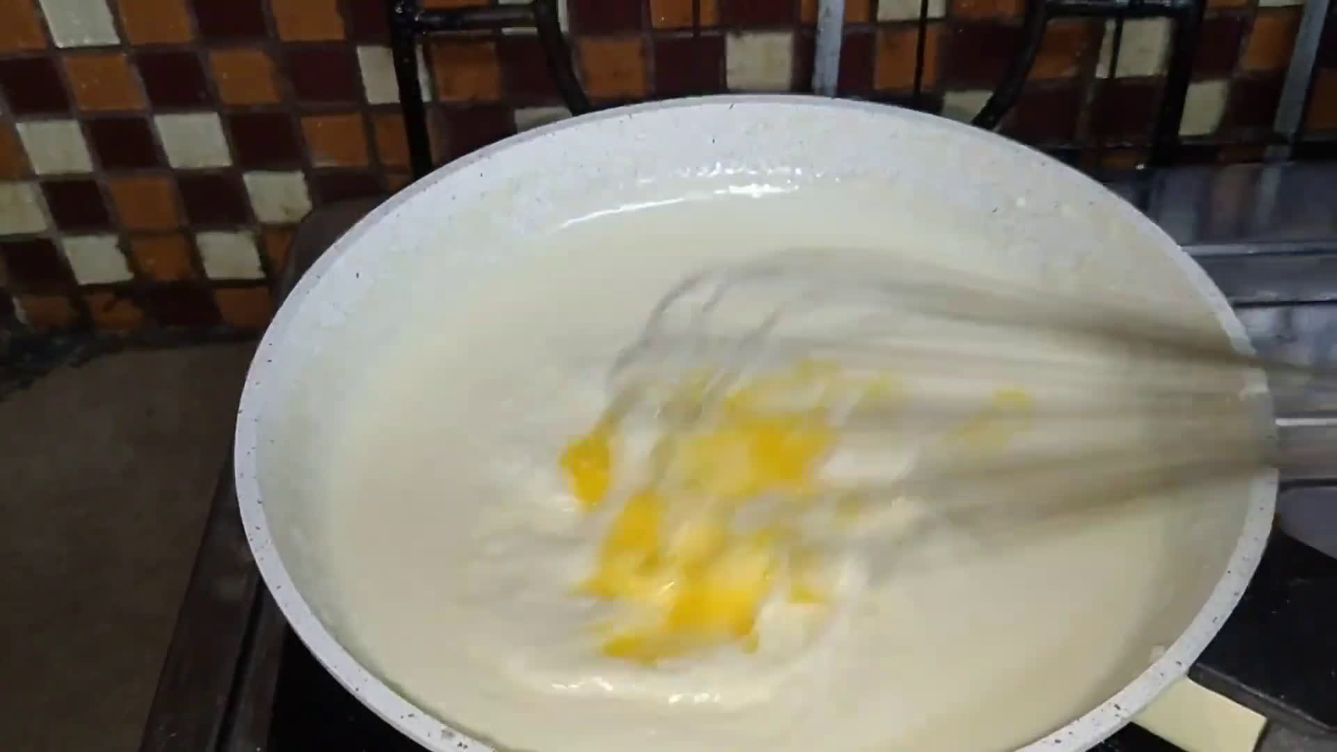 Foto langkah ke 1 dari resep 180. Cheddar Cheese Cake.