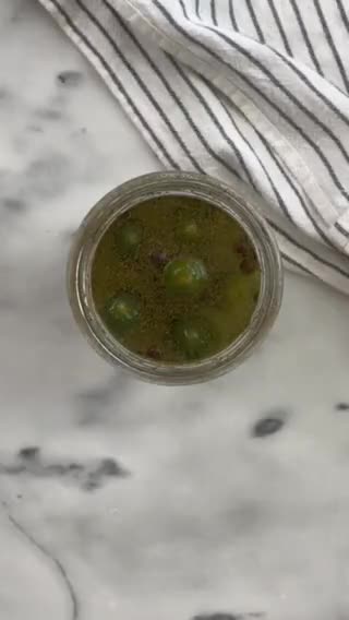 Foto del paso 2 de la receta: Pepinillos en vinagre keto