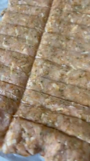 Foto del paso 2 de la receta: Palitos de pollo y queso crujientes