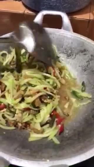 Foto langkah ke 4 dari resep Tumis labu khas djowo.