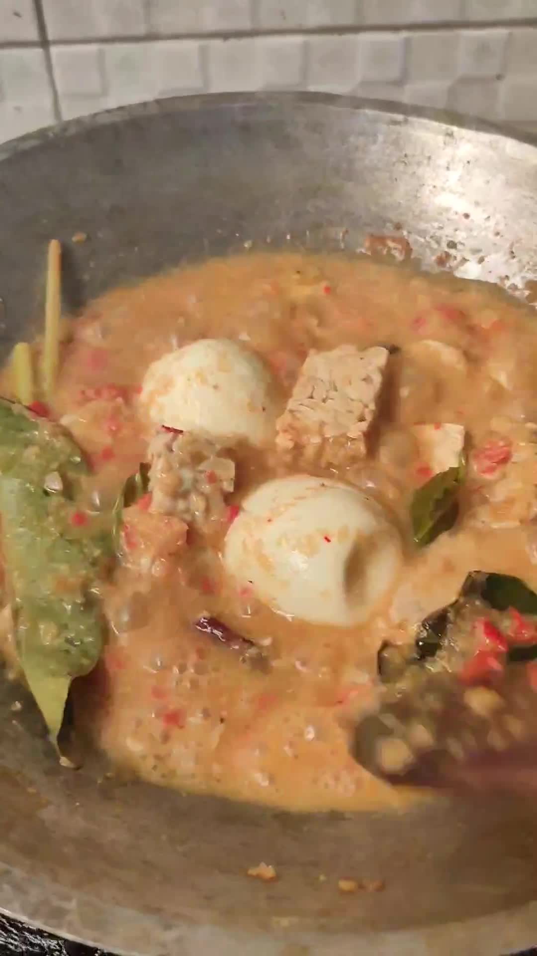Foto langkah ke 3 dari resep Gulai Tempe Telur.