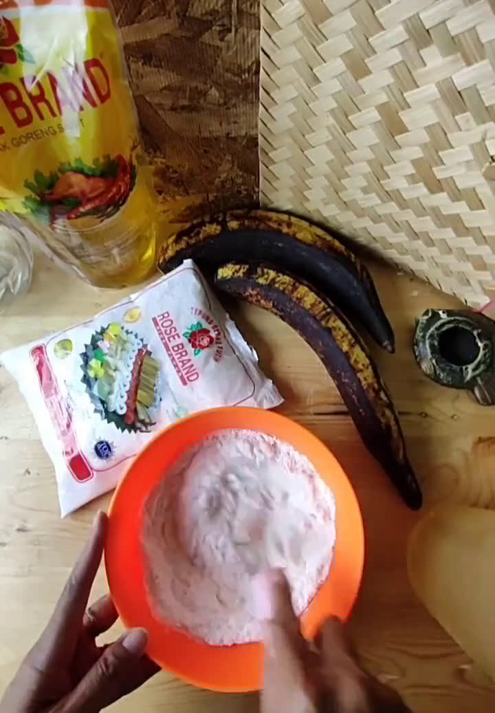 Foto langkah ke 1 dari resep Pisang Goreng Thailand Keju (477).