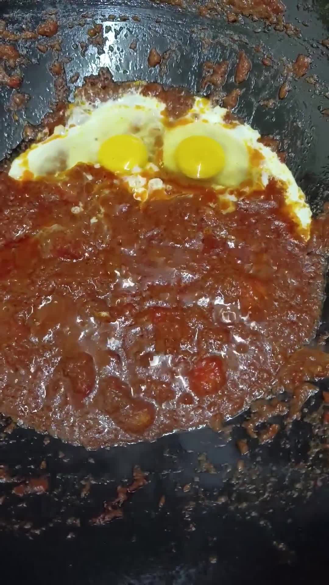 Gambar langkah 4 resipi Sambal Strawberry Ikan Masin.