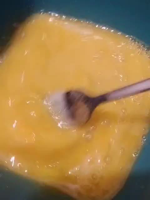 Gambar langkah 1 resipi Roti Telur Bakar Cheese.