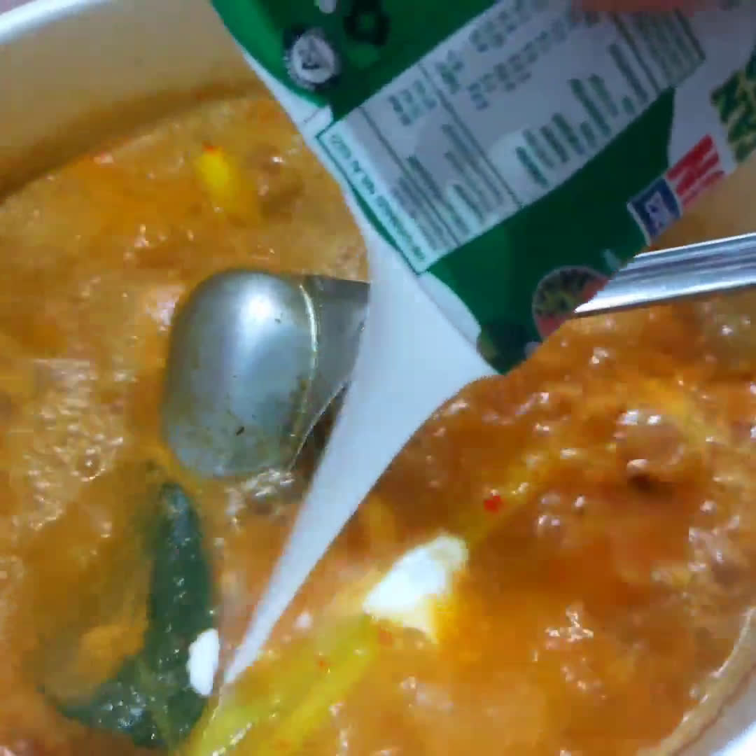 Foto langkah ke 5 dari resep Sayur Krecek dan Kacang Tolo.