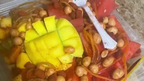 Foto del paso 2 de la receta: Fruta “LOCA”
