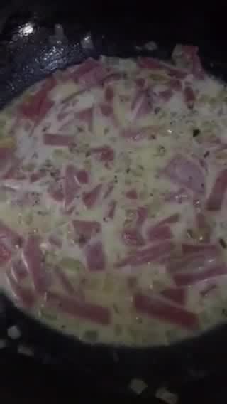 Foto langkah ke 2 dari resep Spaghetti carbonara (susu UHT).