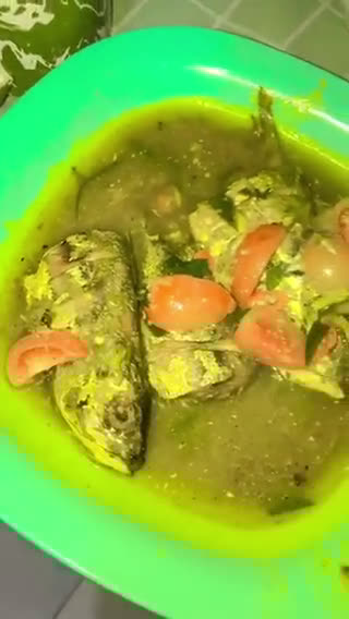 Foto langkah ke 7 dari resep Ikan kembung bumbu kuning.