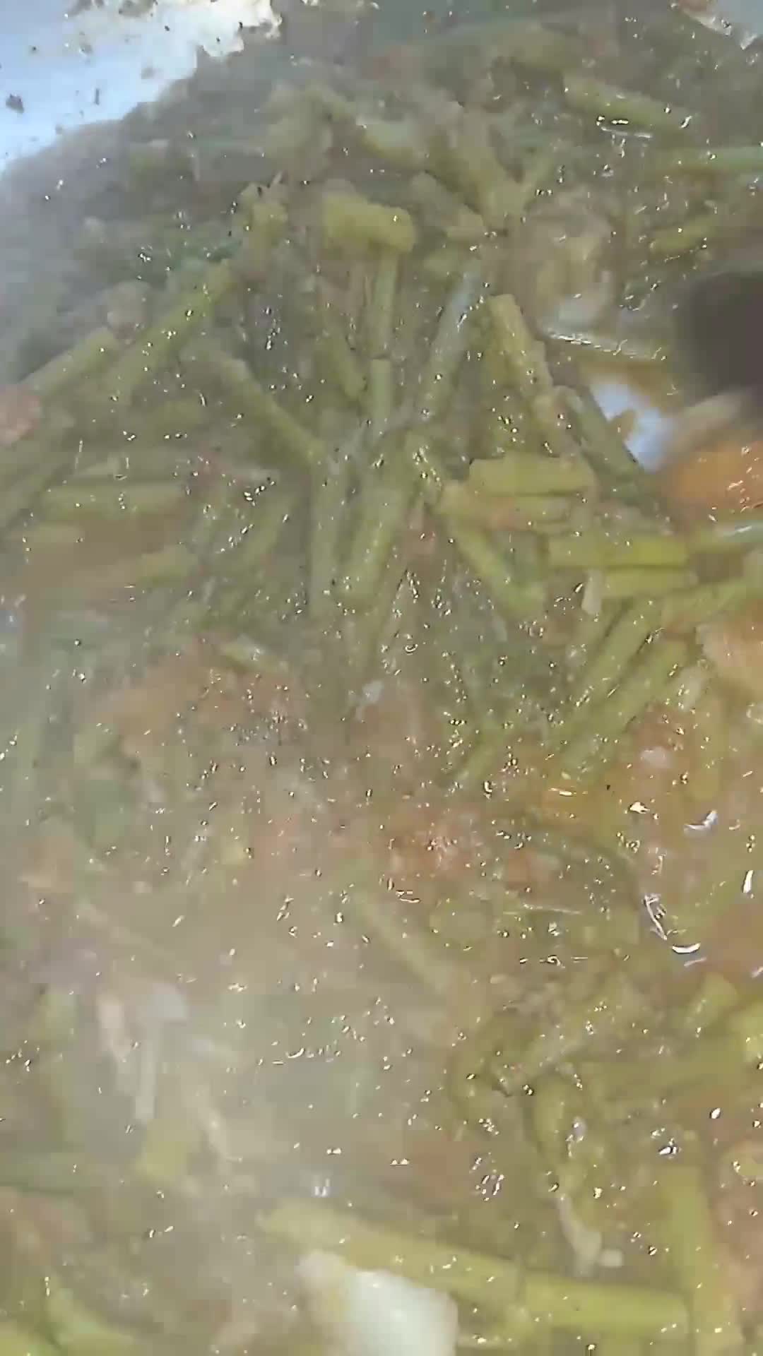 Une image de l'étape 2 de Omelette aux asperges vertes.