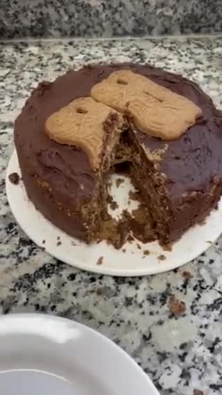 Foto del paso 6 de la receta: Tarta de chocolate y galletas