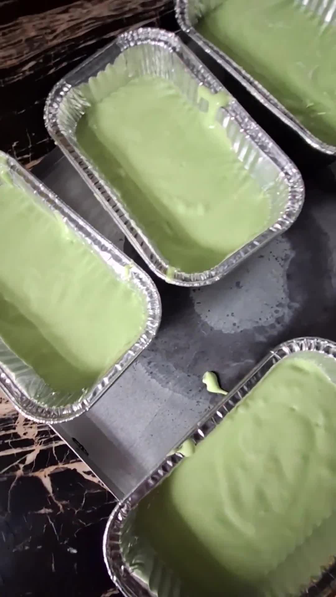 Foto langkah ke 6 dari resep 485. Cake Pandan Kukus Vla.