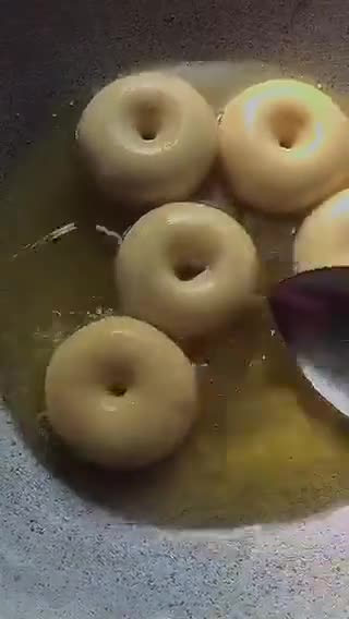 Gambar langkah 8 resipi Donat Kampung Gebu Gebas 🥯✨.
