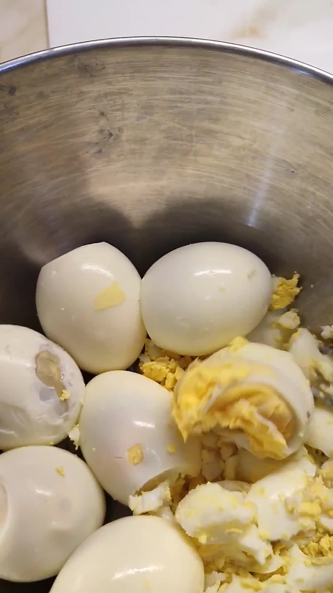 Foto langkah ke 3 dari resep Risol Egg Mayo.
