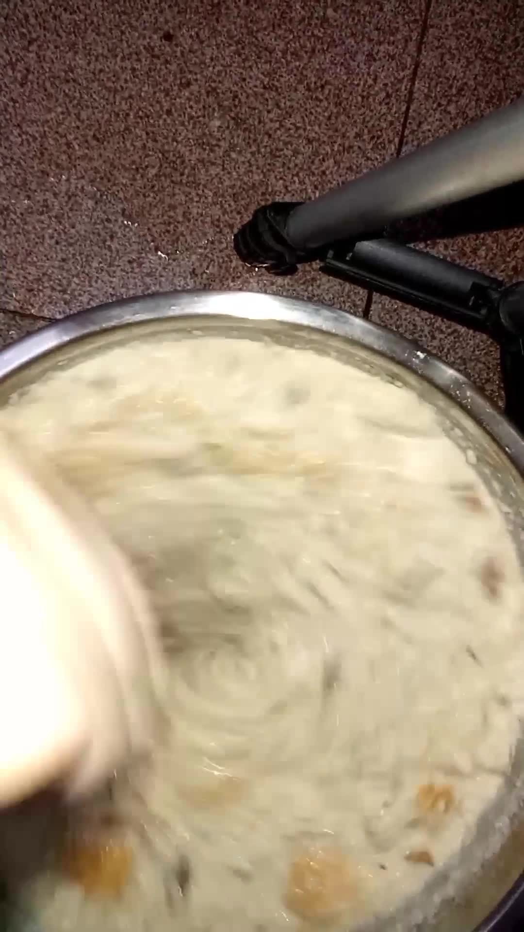 Foto del paso 2 de la receta: Budín de pan sin huevo