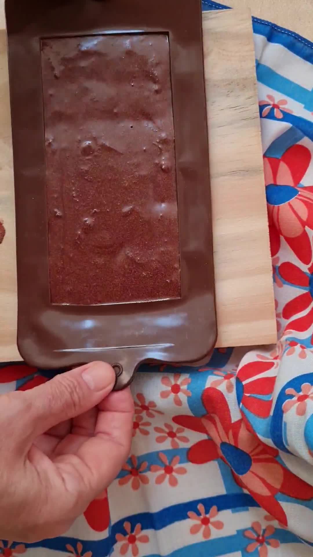 Foto del paso 3 de la receta: Chocolate helado 🍫con leche sin azúcares agregados ni edulcorantes 🍫Chocolatín casero con leche 🍫