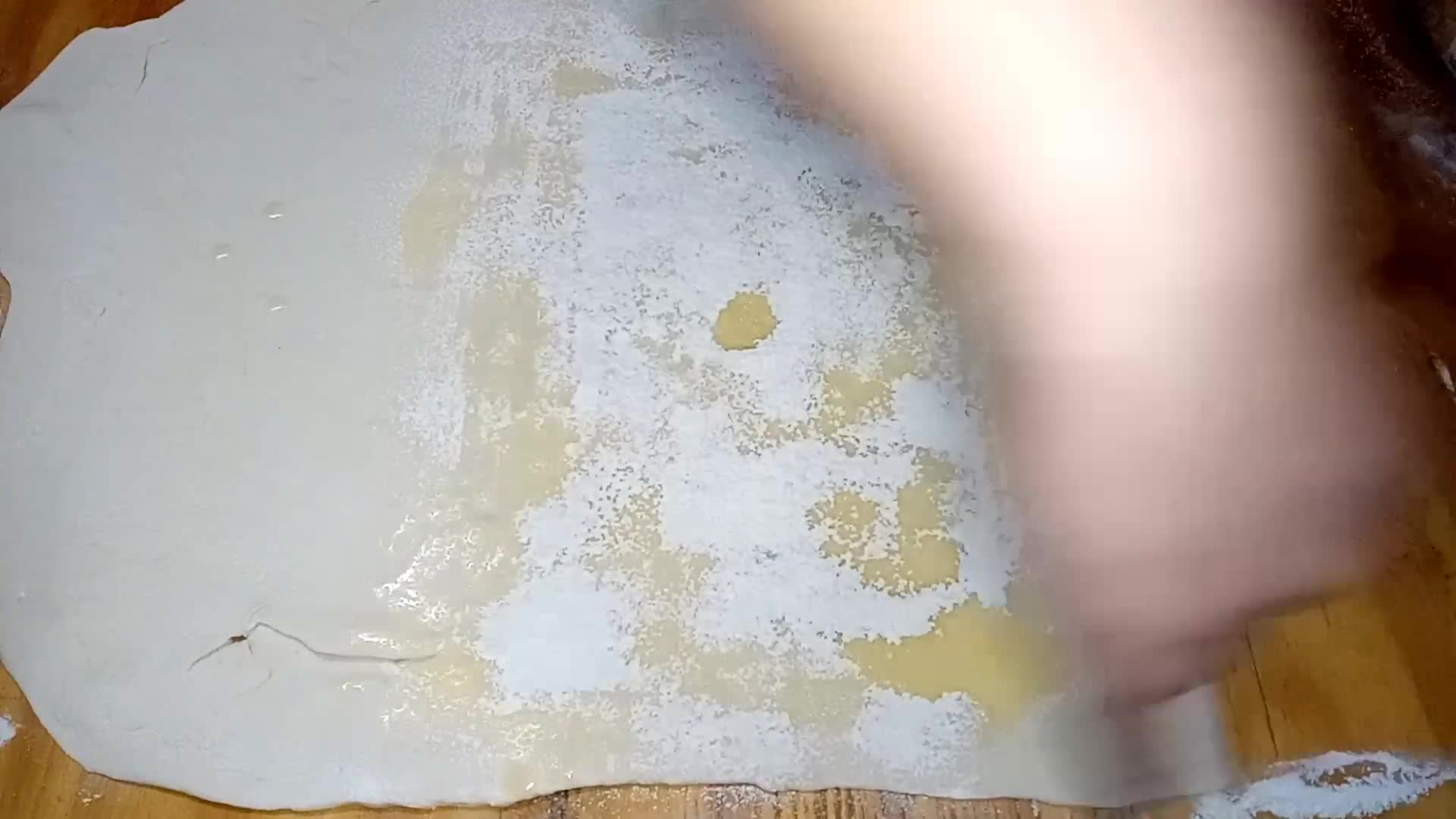 Foto del paso 9 de la receta: Bizcochitos de grasa hojaldrados