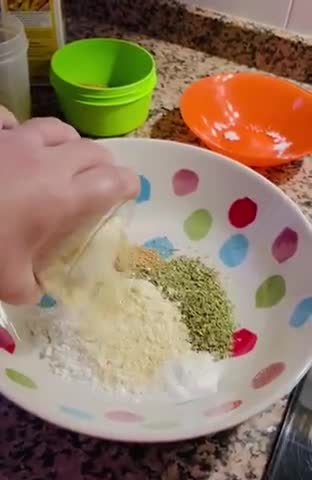 Foto del paso 1 de la receta: Grissinis de harina de garbanzos