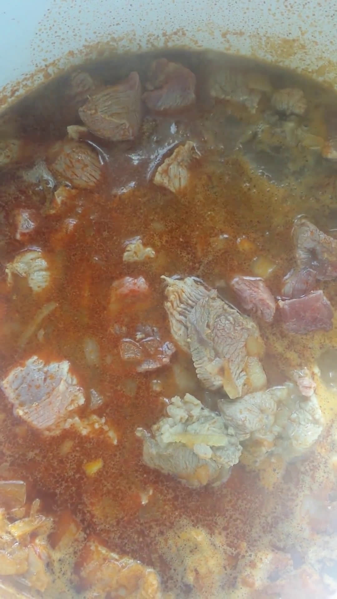 Vaddisznópörkölt nokedlival és döglesztett salátával 😊 recept fázis 3 fotója