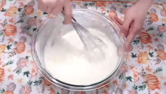 Hình bước làm 3 của món Bánh kem phomai đơn giản (Basic cheesecake)