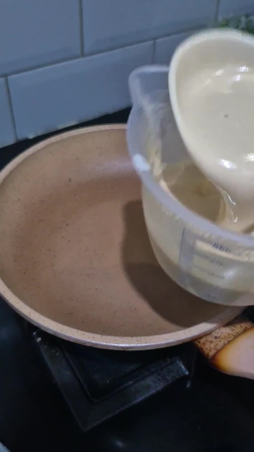 Foto langkah ke 3 dari resep Risol Mayo Gluten Free.