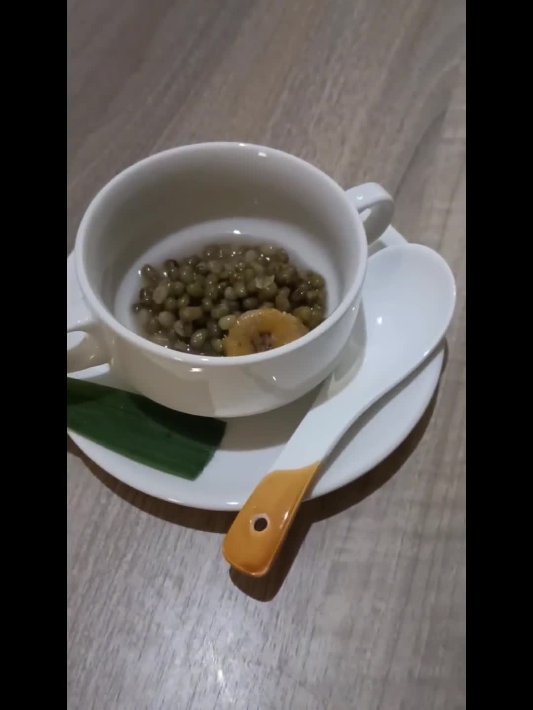 Foto langkah ke 6 dari resep Kolak kacang hijau dan pisang tanduk.