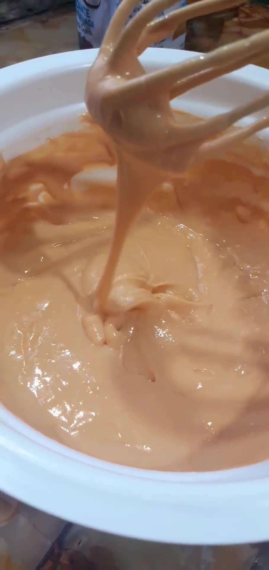Foto del paso 2 de la receta: Buñuelos de dulce de leche🌧