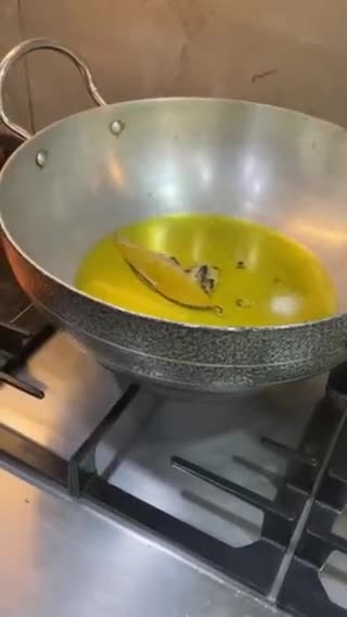 मिक्स वेज (रेस्टोरेंट स्टाइल) (Mix Veg recipe in hindi) रेसिपी चरण 3 फोटो