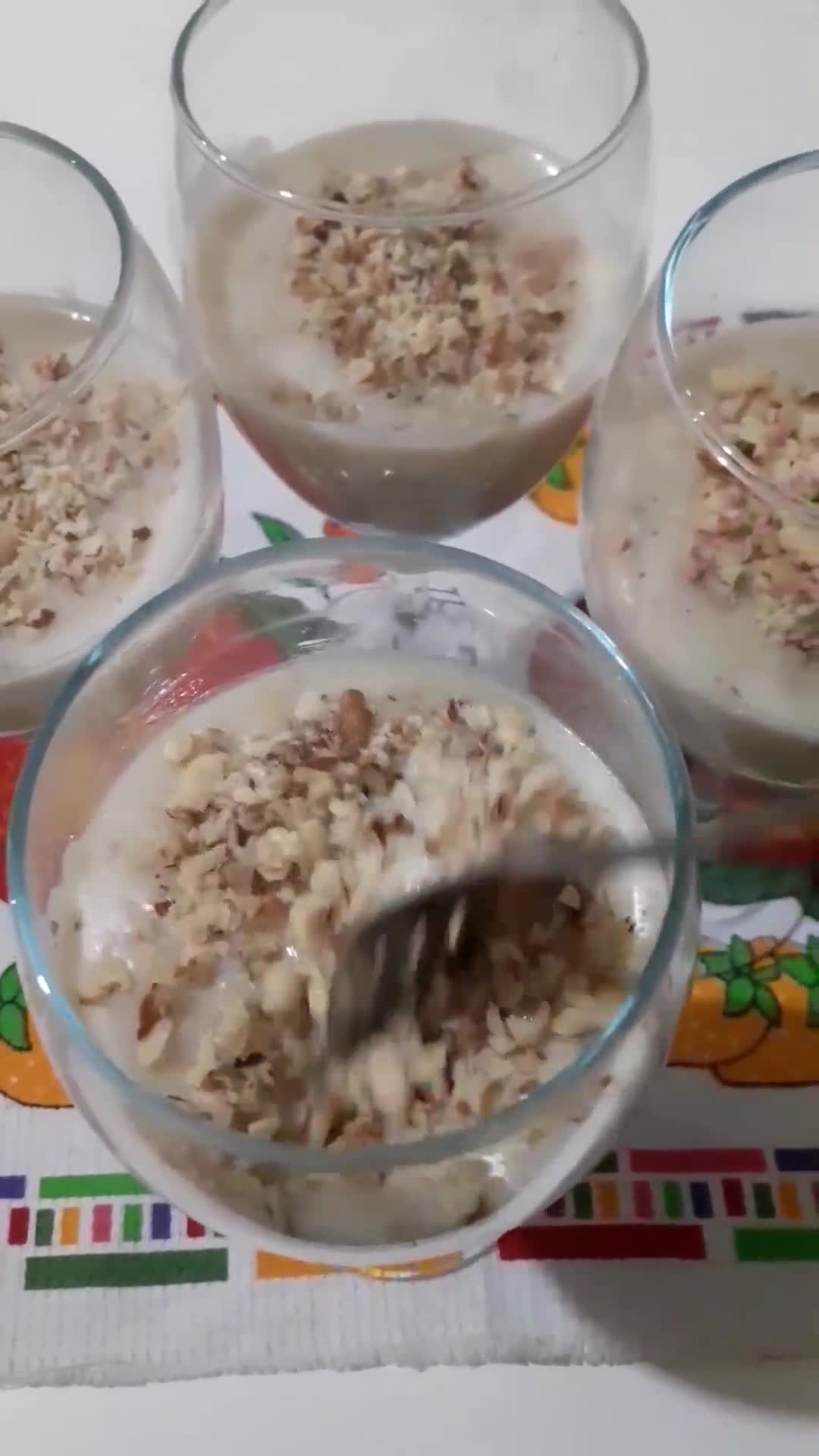 عکس مرحله 4 از دستور دسر سرد موز با ژله توت فرنگی و پرتقال 🍓🍌🍊 Cold banana dessert