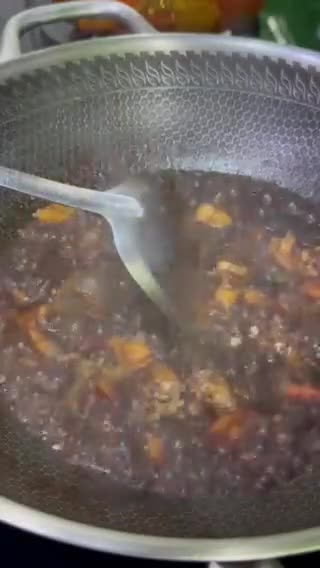 Gambar langkah 3 resipi Mi Goreng Kicap Tak Pedas (Tanpa Cili).