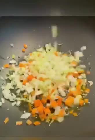 صورة لخطوة 1 من وصفة باستا بالطريقة الإيطالية pasta al forno