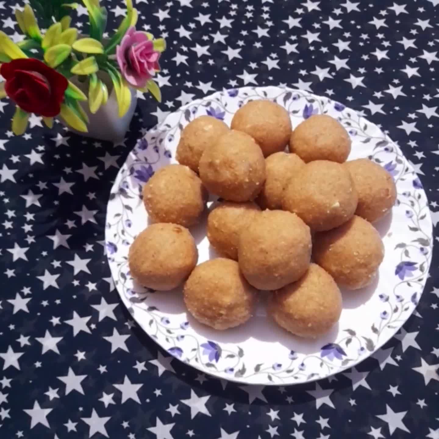 चूरमा ड्राई फ्रूट्स लड्डू रेसिपी चरण 5 फोटो