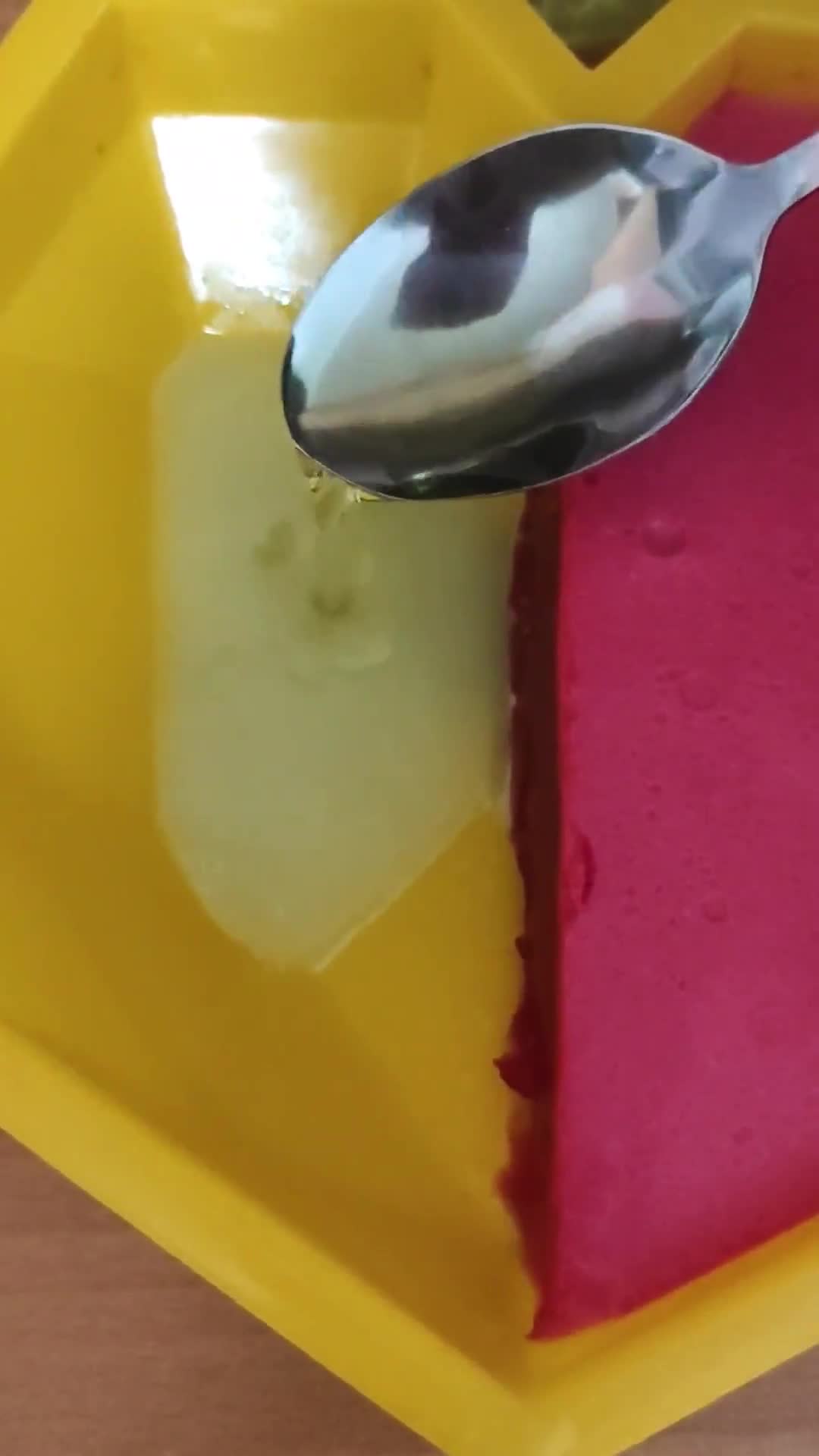 عکس مرحله 2 از دستور ژله بستنی سه بعدی