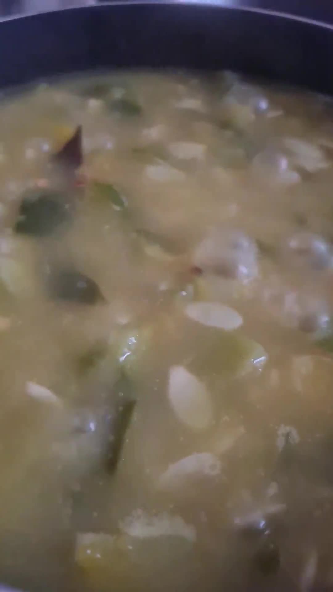 Foto del paso 3 de la receta: Zapallitos redondos con avena tostada 🌱 Plant based 🌿