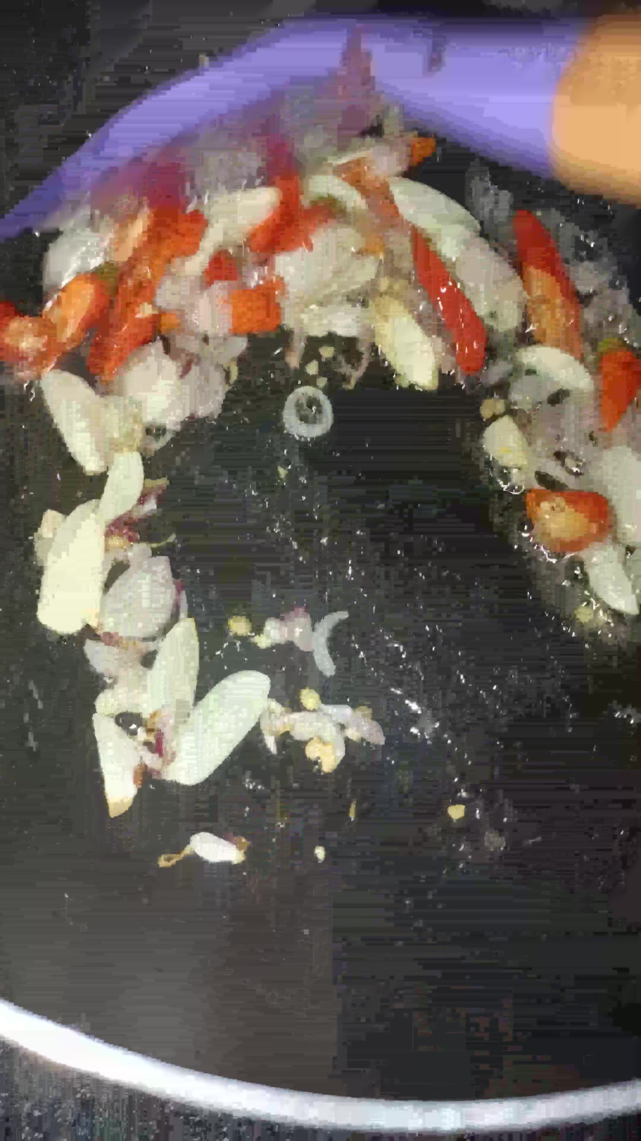 Foto langkah ke 1 dari resep Tumis Ikan.