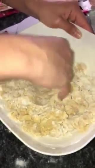 Foto del paso 2 de la receta: Crumbl cookies 👩‍🍳🍪