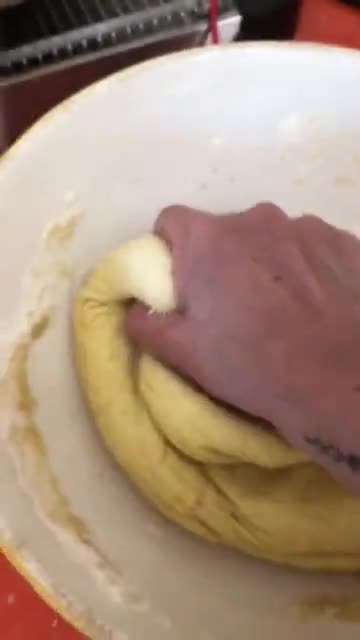 Foto del paso 5 de la receta: Bollos preñaos