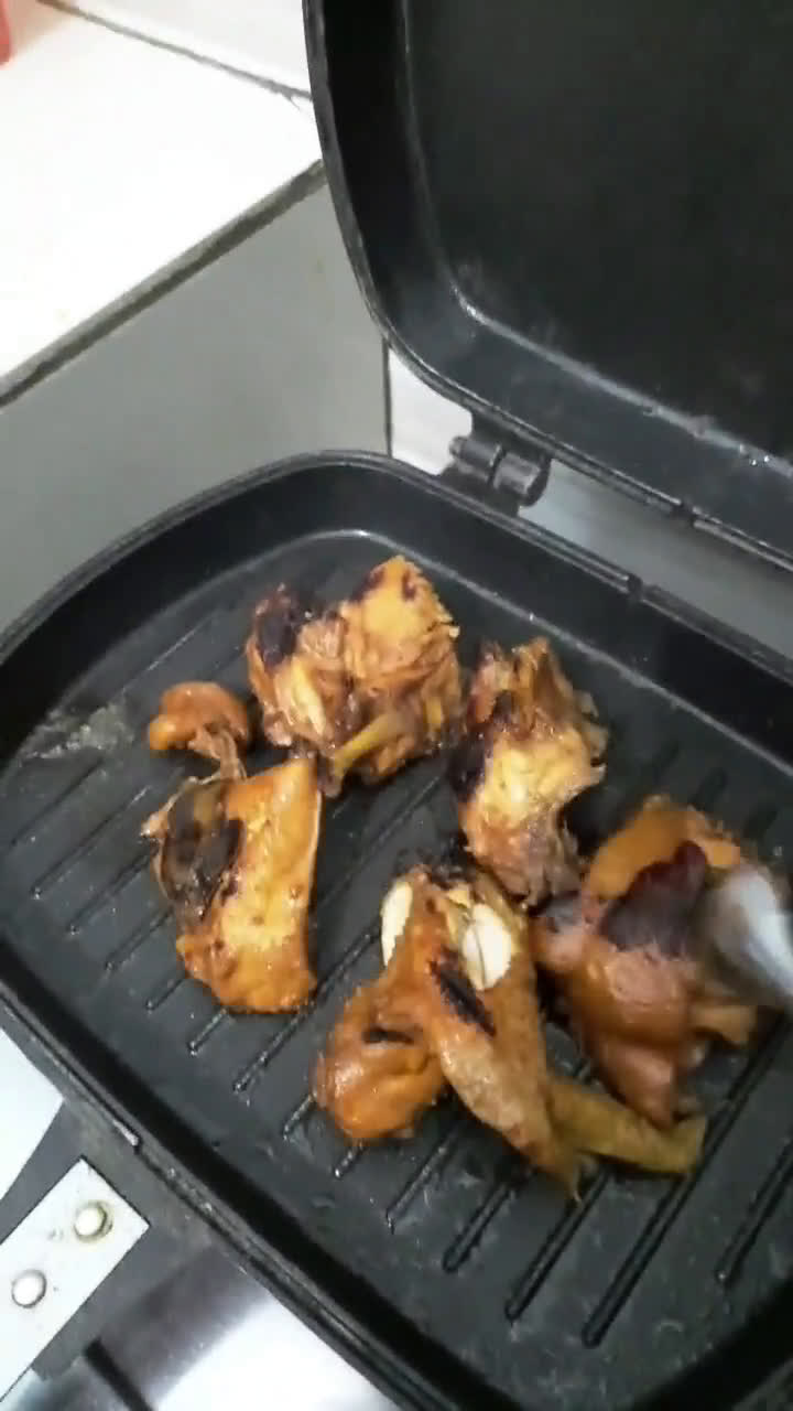 Foto langkah ke 7 dari resep Ayam Panggang/Bakar Pedas Sederhana.