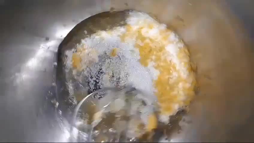 Foto del paso 1 de la receta: Pepas con banana pero sin manteca ni huevos