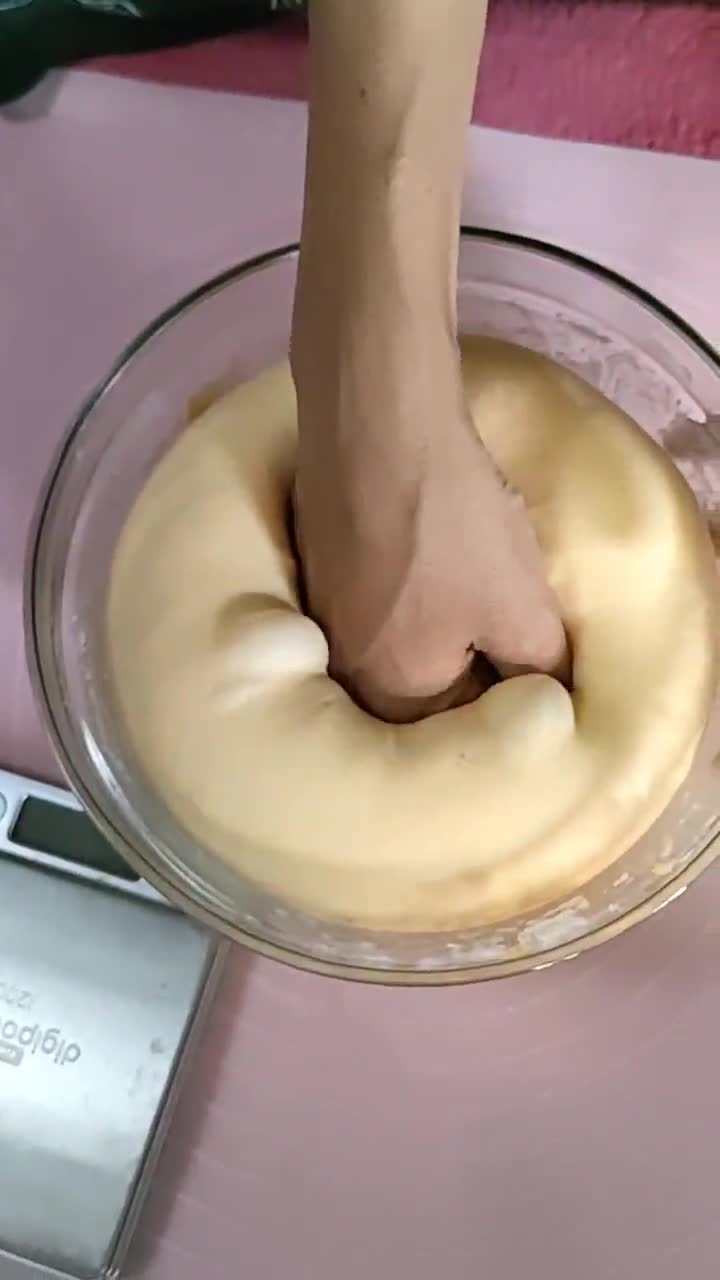 Foto langkah ke 4 dari resep Roti Sobek Ubi Orange (941).