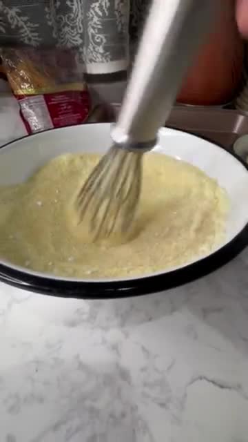 صورة لخطوة 2 من وصفة بسبوسه مقرمشه