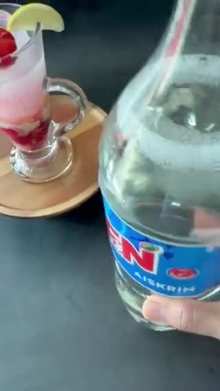 Gambar langkah 6 resipi Cherry Mojito.